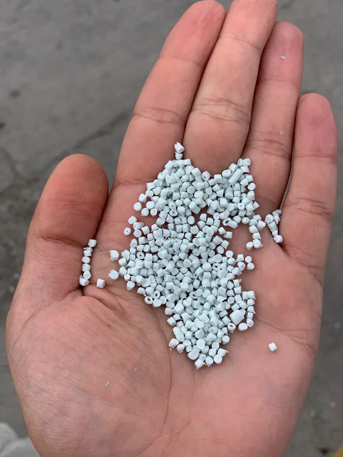 گرانول پ پ (pp) رنگی درجه ۱|عمده‌فروشی|تهران, شکوفه (عبدل آباد)|دیوار