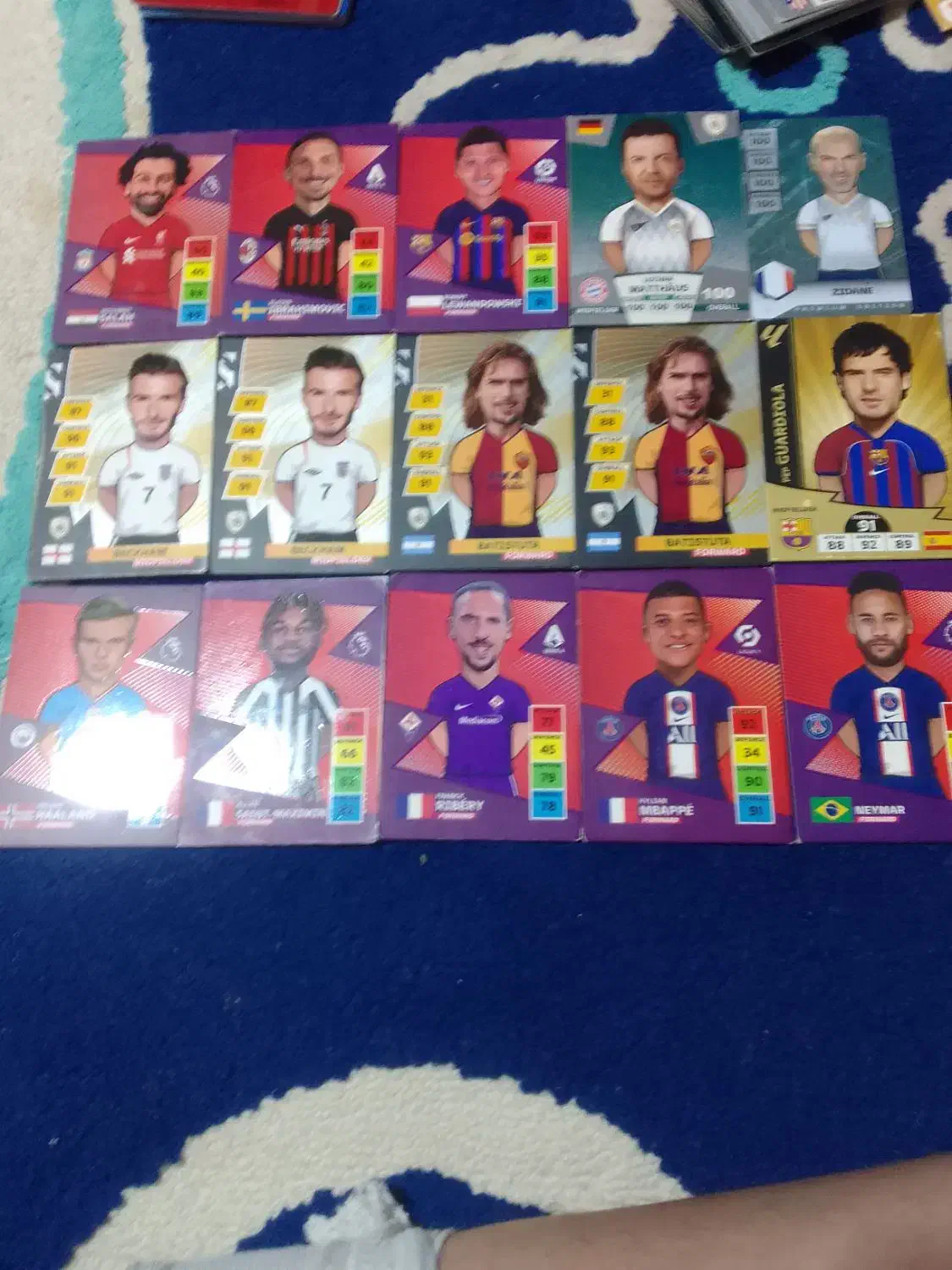 کیمدی به قیمت عمده|اسباببازی|صدرا-فارس, فاز ۲|دیوار