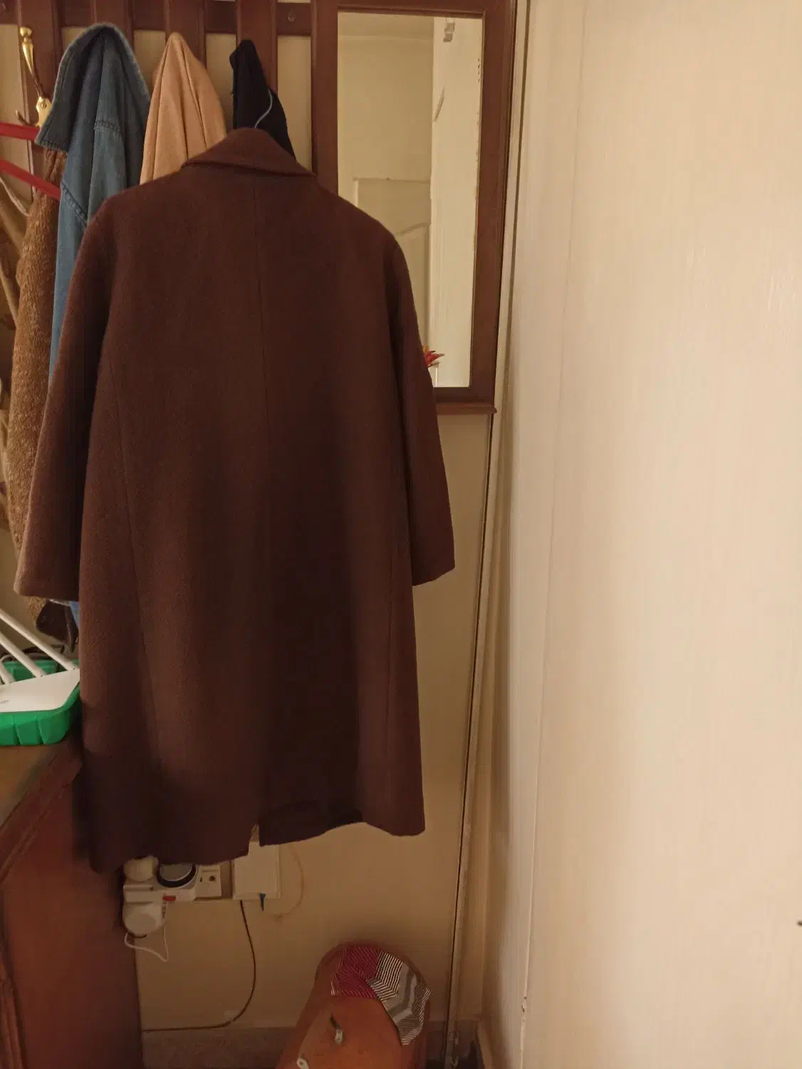 پالتو خارجی گرم وآسترداررنگ قهوه ای روشن|لباس|تهران, صادقیه|دیوار