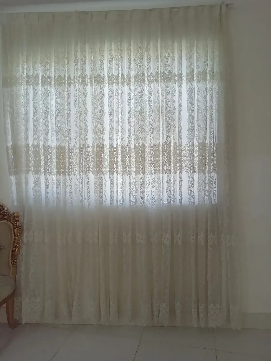 پرده|پرده، رانر، رومیزی|دورود, |دیوار