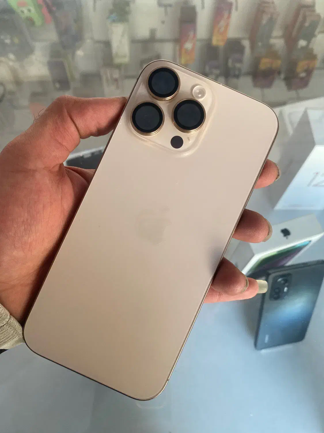 16promaxشرکتی 16ماه گارانتی|موبایل|شیراز, هفت تنان|دیوار