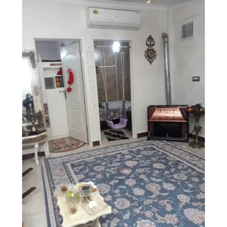 آپارتمان ۶۵ متری ۲خوابه در آزاده ۸ با پارکینگ اصلی|اجارهٔ آپارتمان|قرچک, مهدیه|دیوار