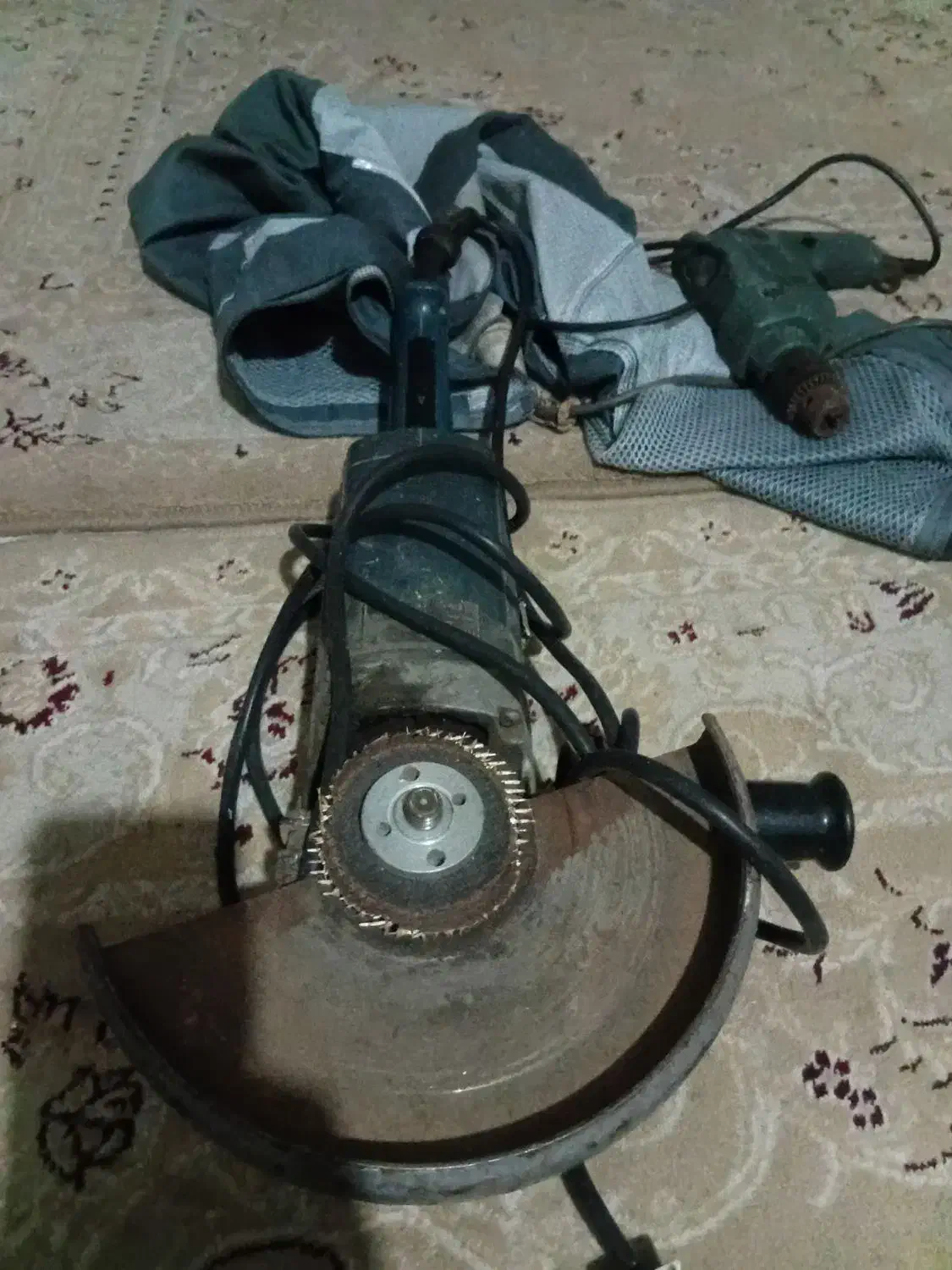 با سلام|ابزارآلات|چهارباغ, |دیوار