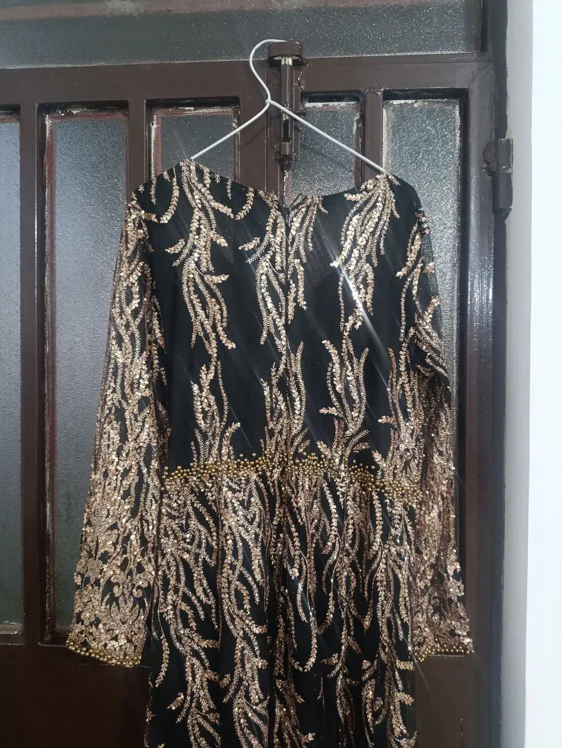 لباس مجلسی|لباس|تالش, هشتپر|دیوار