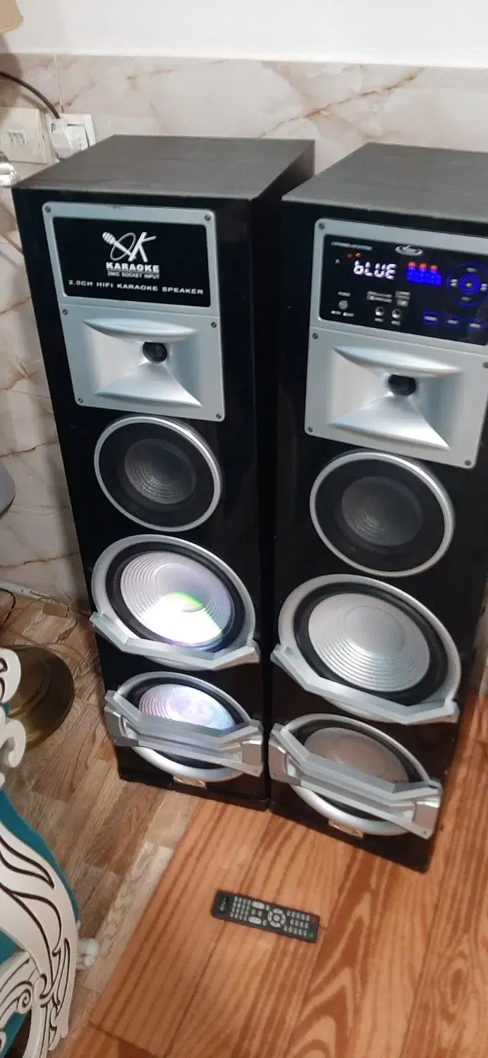 باندخانگی ونوس اصل4ساب۱۰اینچ زلزله صداصاف صاف|سیستم صوتی خانگی|سنقر, |دیوار