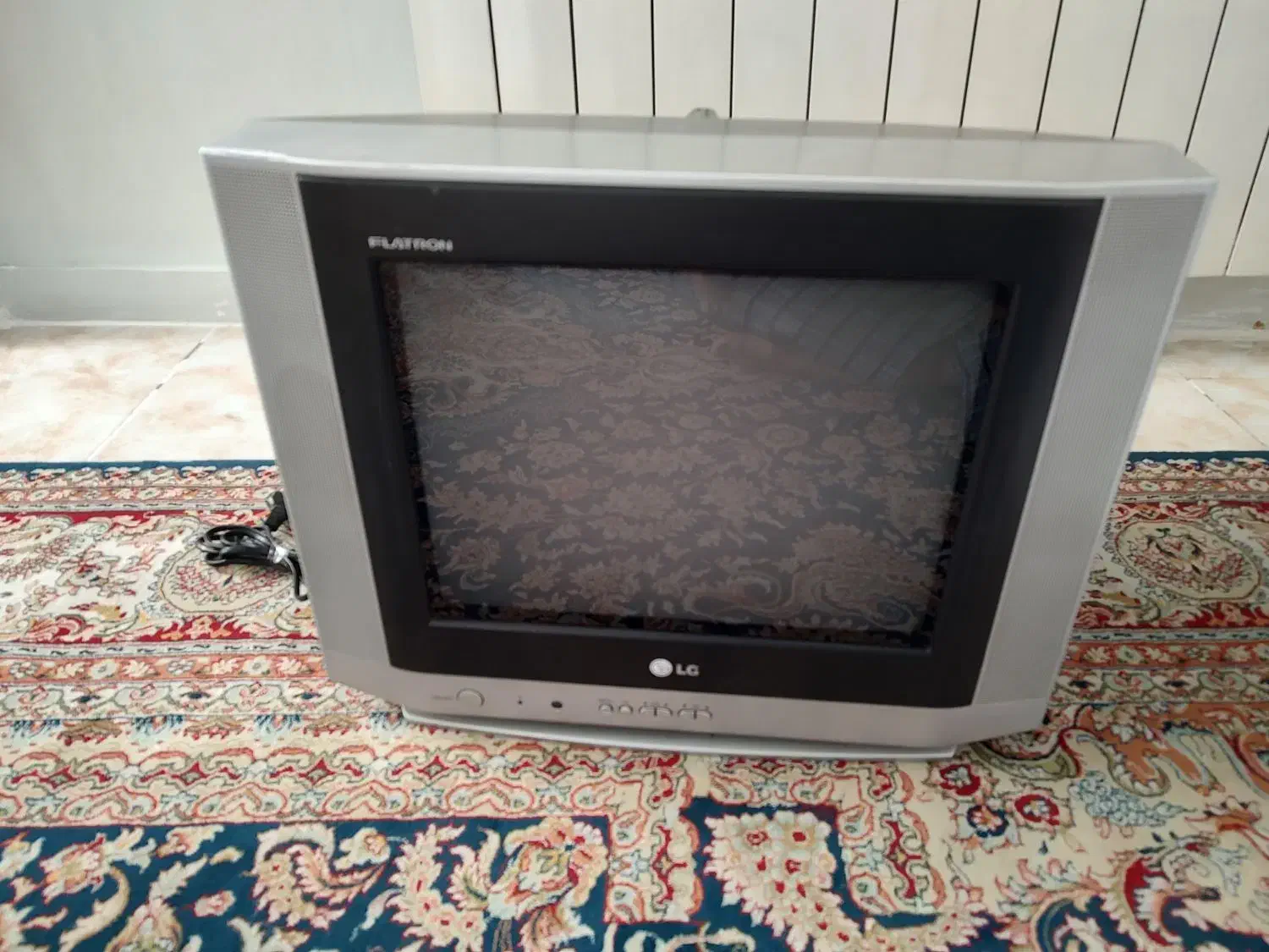 تلویزیون 14اینچ LGبا کنترل|تلویزیون و پروژکتور|تهران, فلسطین (میدان انقلاب)|دیوار