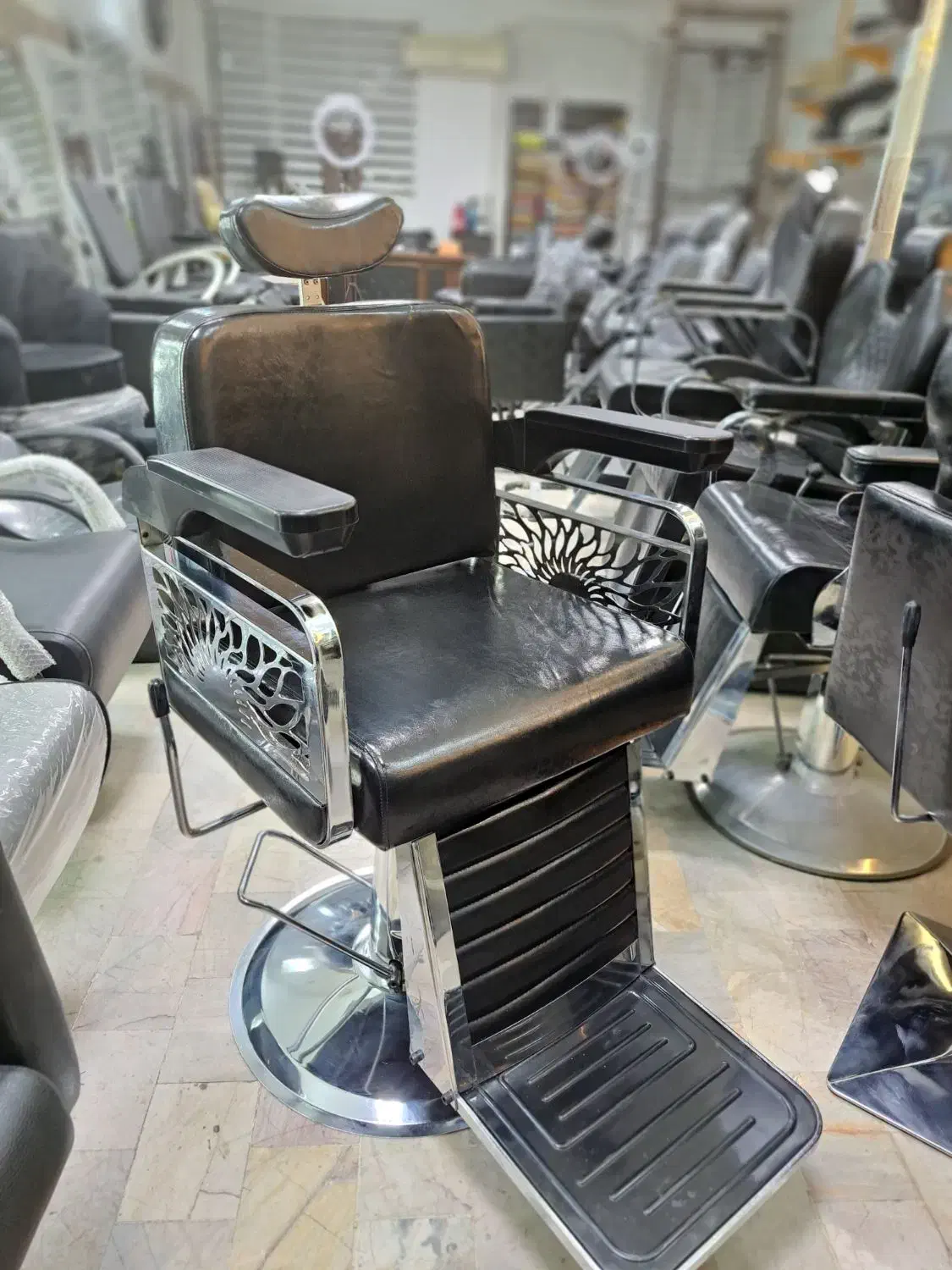 صندلی اصلاح vip جک پدالی|آرایشگاه و سالن‌های زیبایی|مشهد, موسوی قوچانی|دیوار