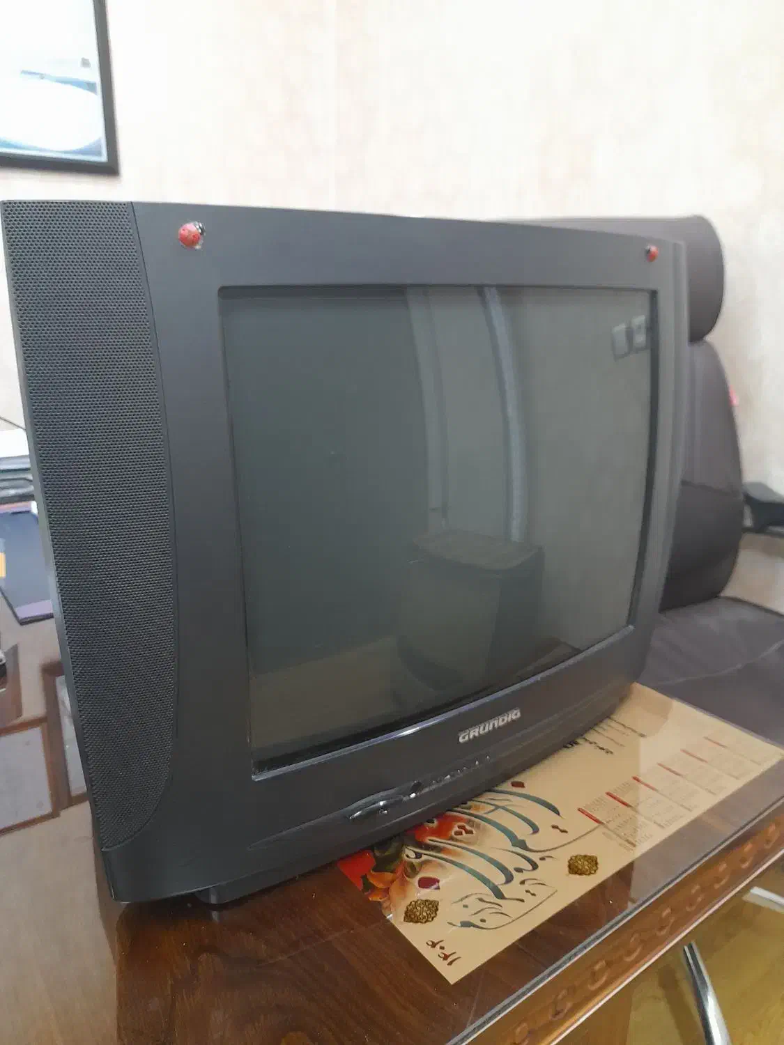 تلویزیون پارس گراندیک|تلویزیون و پروژکتور|شاهین‌شهر, مخابرات (شهید بهشتی)|دیوار