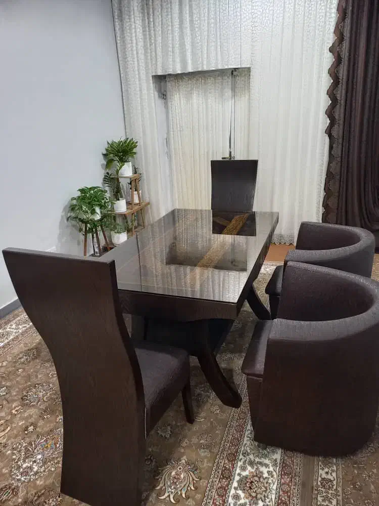 میز نهار خوری ۶نفره|میز و صندلی غذاخوری|دوگنبدان, |دیوار