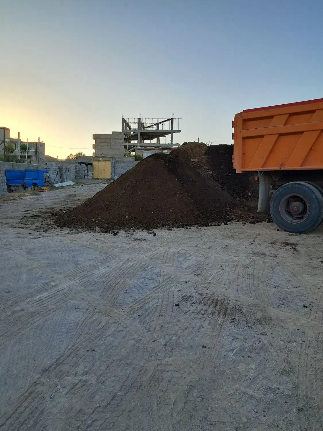 کود حیوانی|خدمات باغبانی و درختکاری|تبریز, |دیوار