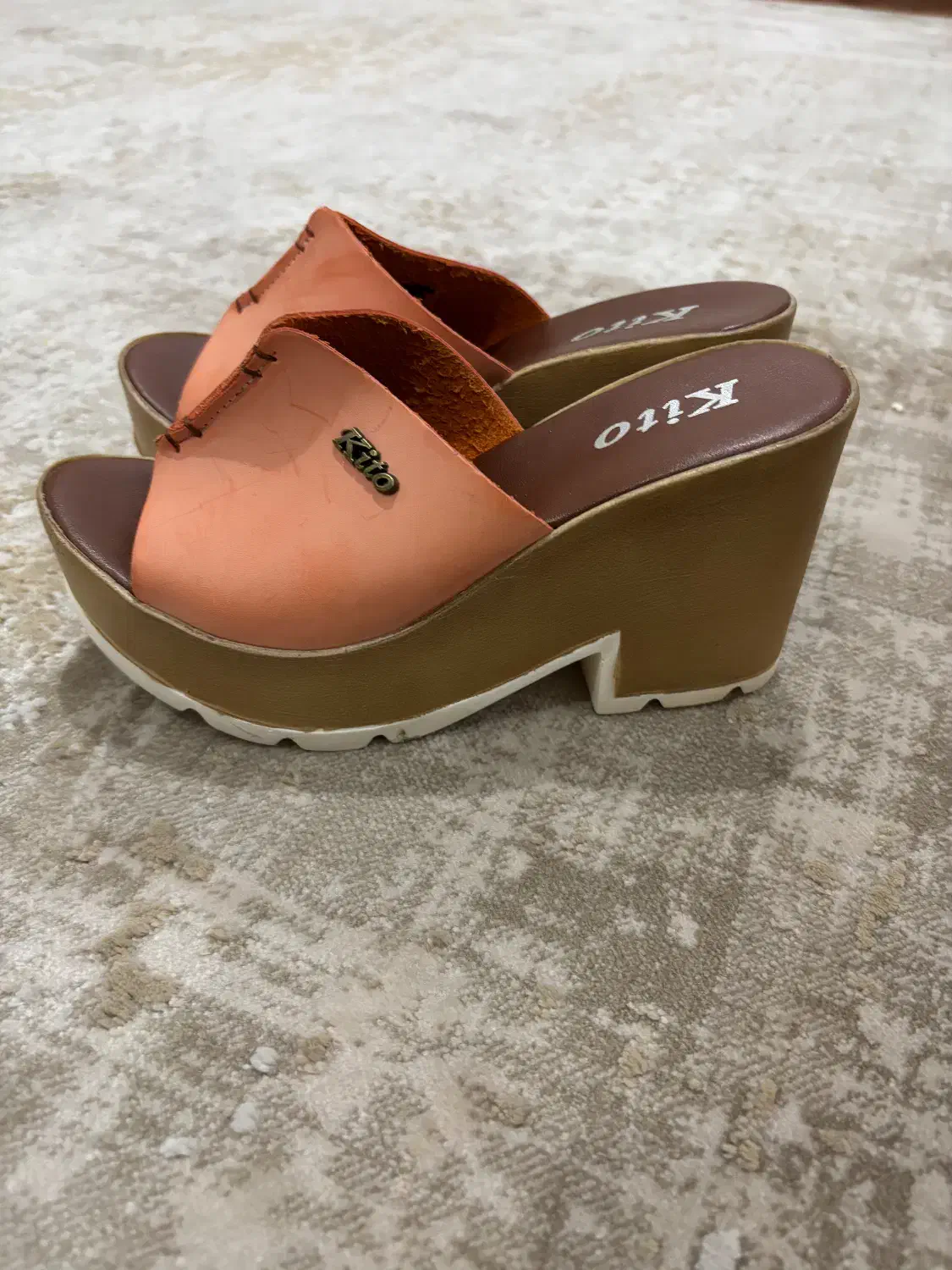 صندل خارجی|کیف، کفش، کمربند|مریوان, |دیوار