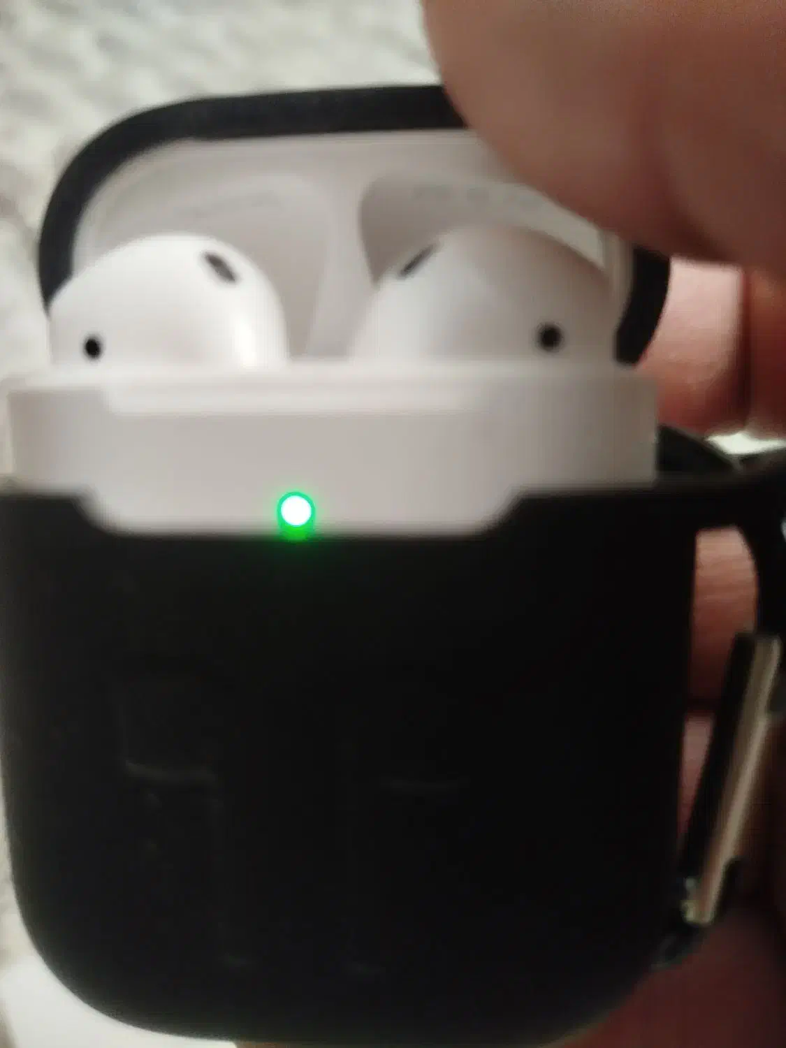 ایرپادبسیارتمیزوسالم|لوازم جانبی موبایل و تبلت|شهریار, رضی آباد بالا|دیوار