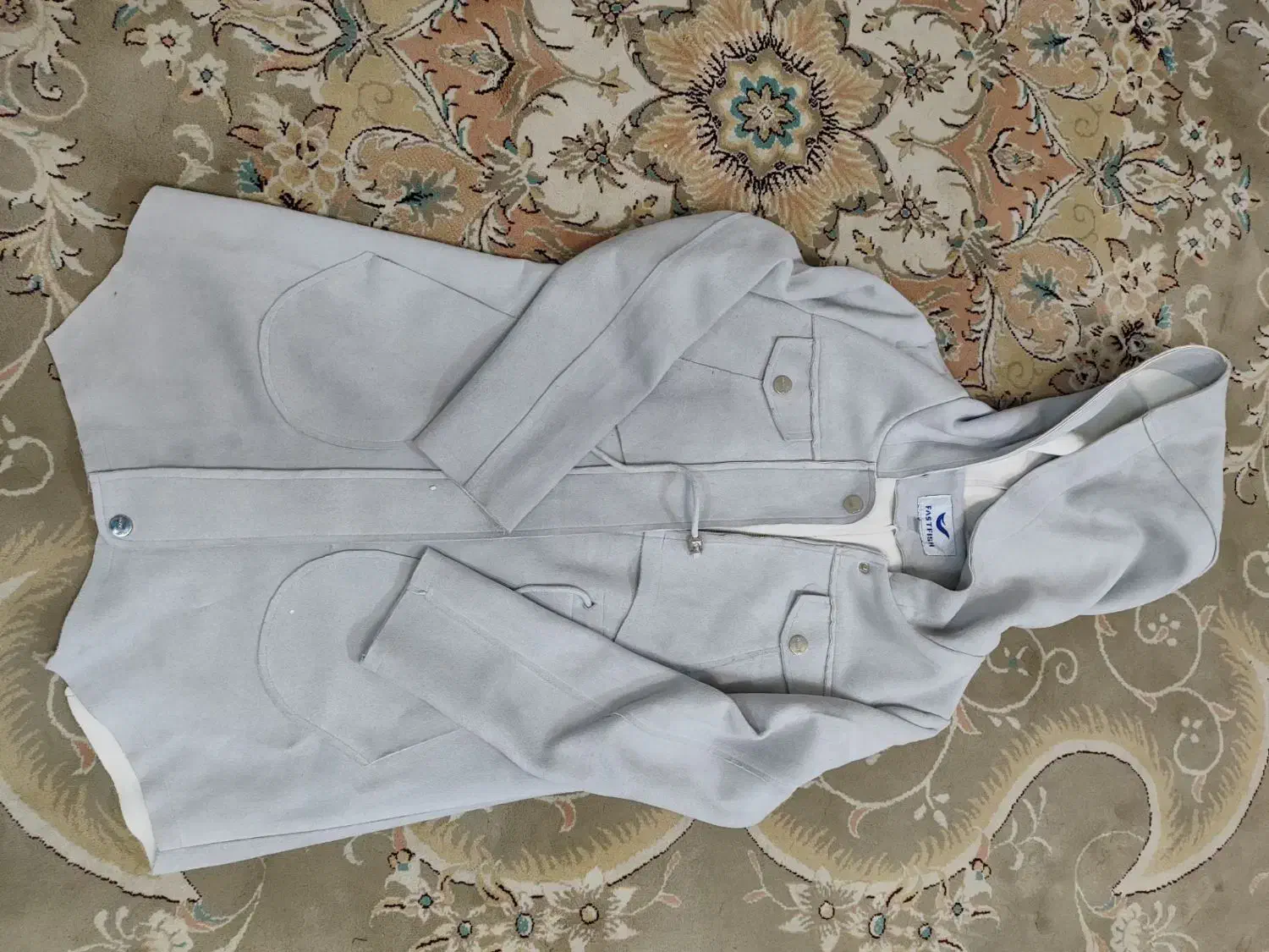 پالتو|لباس|بیرجند, |دیوار