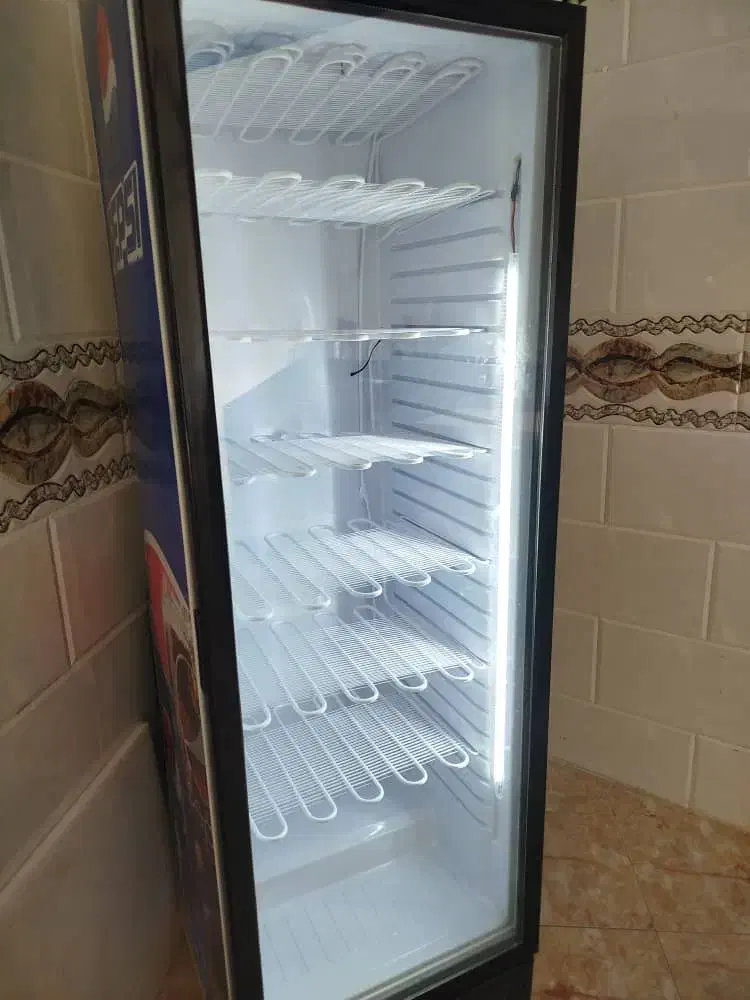 فریزر ایستاده  مناسب برای مغازه دارها|یخچال و فریزر|آباده, |دیوار