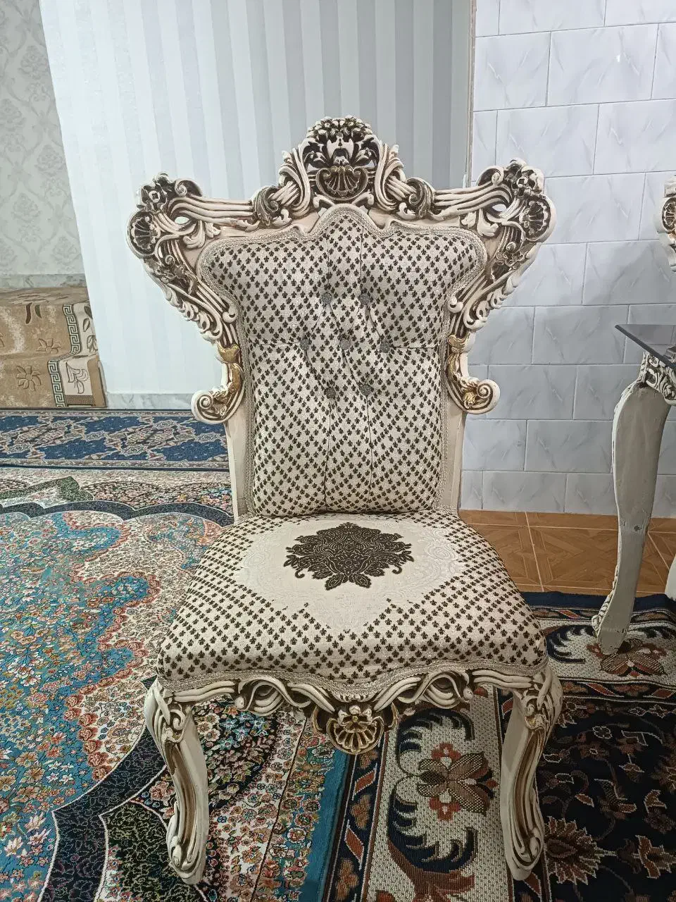 میز ناهار خوری طرح سلطنتی زیر قیمت|میز و صندلی غذاخوری|ایلام, |دیوار