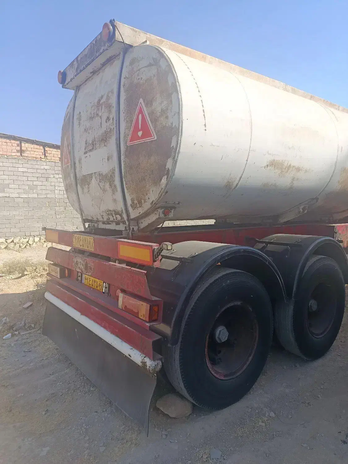 تانکر دو محور|خودرو سنگین|ایلام, |دیوار