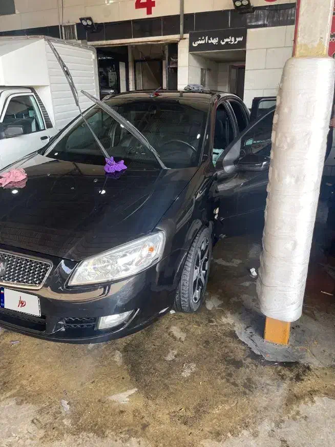 رانا مدل 99|خودرو سواری و وانت|تهران, فلسطین (میدان انقلاب)|دیوار