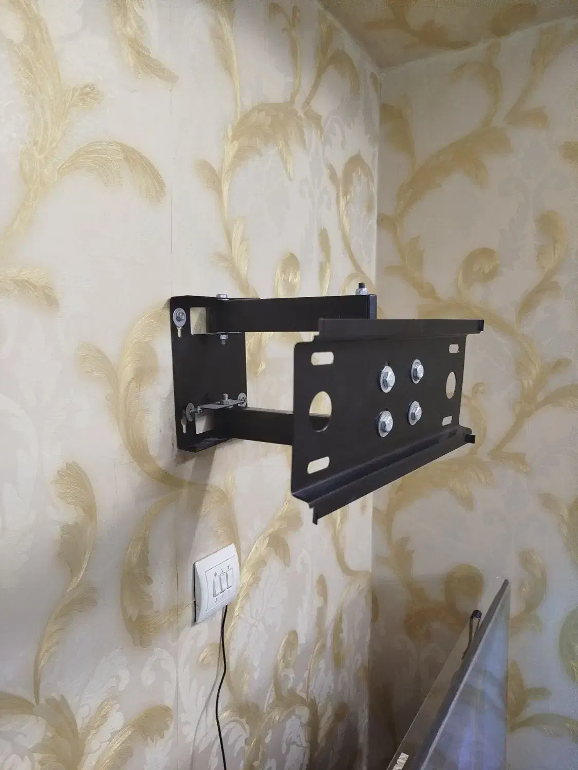 پایه (براکت)تلویزیون متحرک|تلویزیون و پروژکتور|قم, پردیسان|دیوار