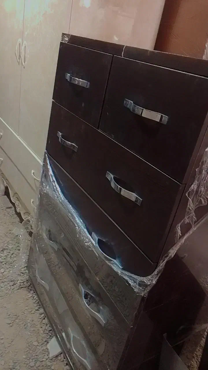 انواع دراور ها و کمدلباس بزرگ و جادار سمساری کوهکن|جاکفشی، کمد، دراور|زابل, |دیوار