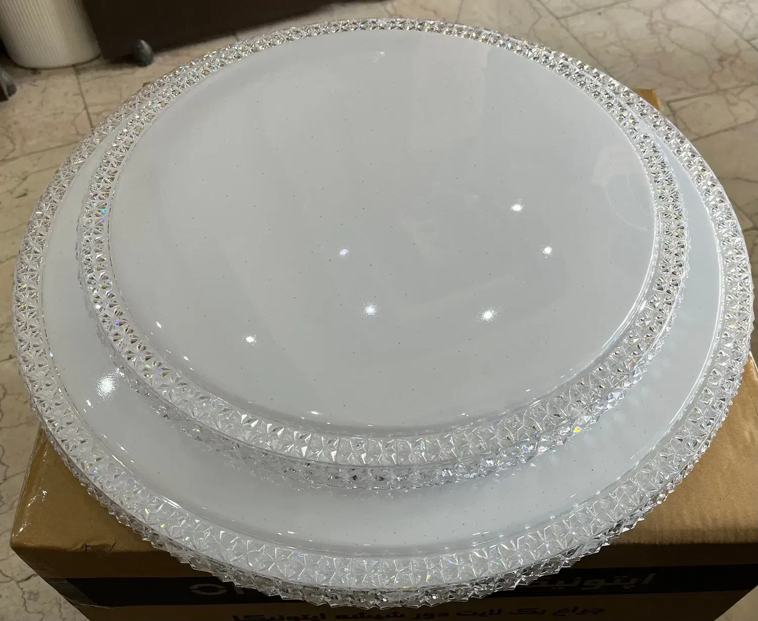 چراغ سقفی کریستالی 2 طبقه 72 وات سه حالته|لوستر و چراغ آویز|تهران, حکیمیه|دیوار