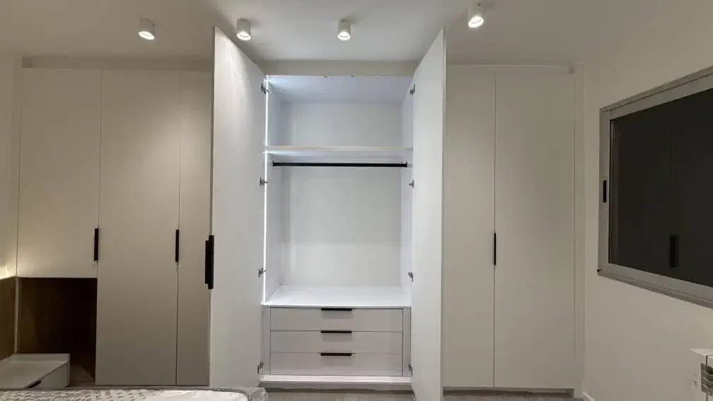 تعمیرات کابینت کمددیواری و تولید کابینت ودرب اتاقی|جاکفشی، کمد، دراور|شیراز, شهرک گلستان|دیوار
