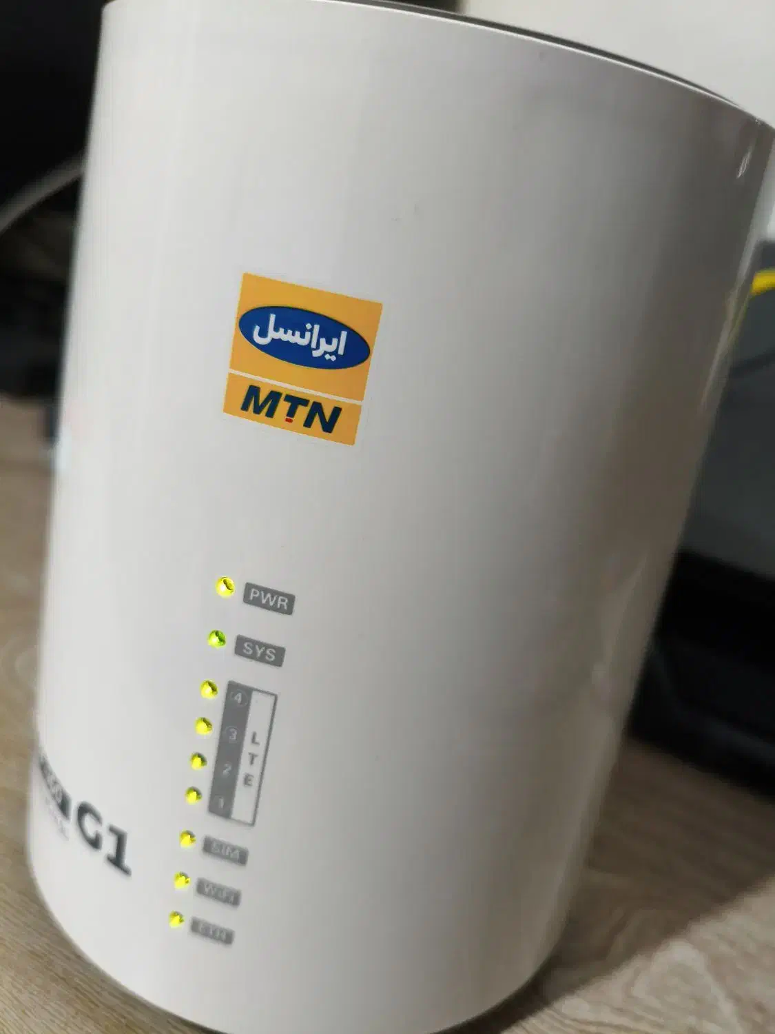 مودم سیم کارت خور ایرانسل 5g|مودم و تجهیزات شبکه|سلماس, |دیوار