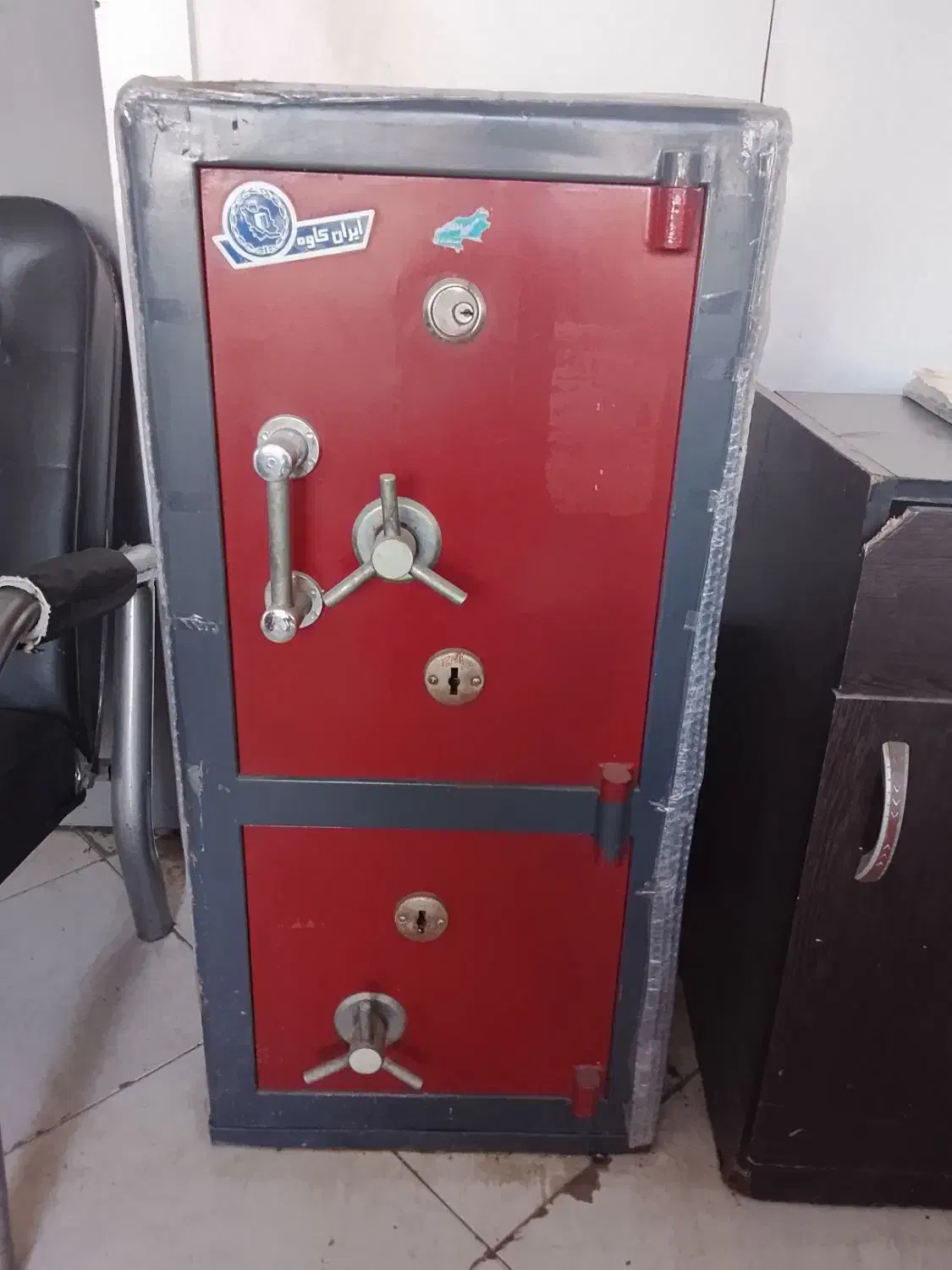 گاوصندوق ایران کاوه دو طبقه در حد نو|ابزارآلات|قرچک, پارس سرام|دیوار