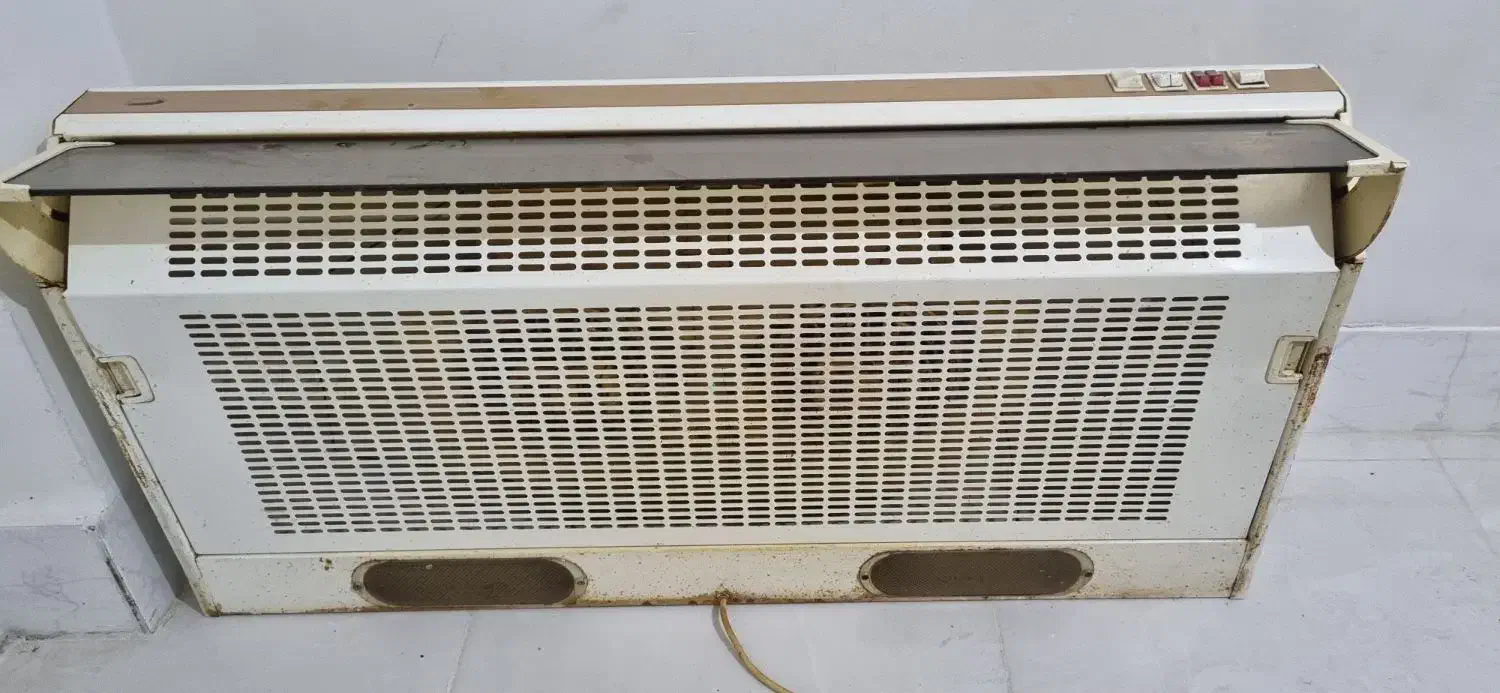 هود|هود|شاهینشهر, حافظ جنوبی|دیوار