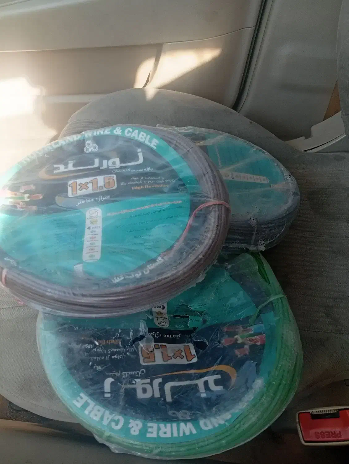 سیم کابل 1در1ونیم و در2ونیم|سایر لوازم برقی|گنبد کاووس, |دیوار