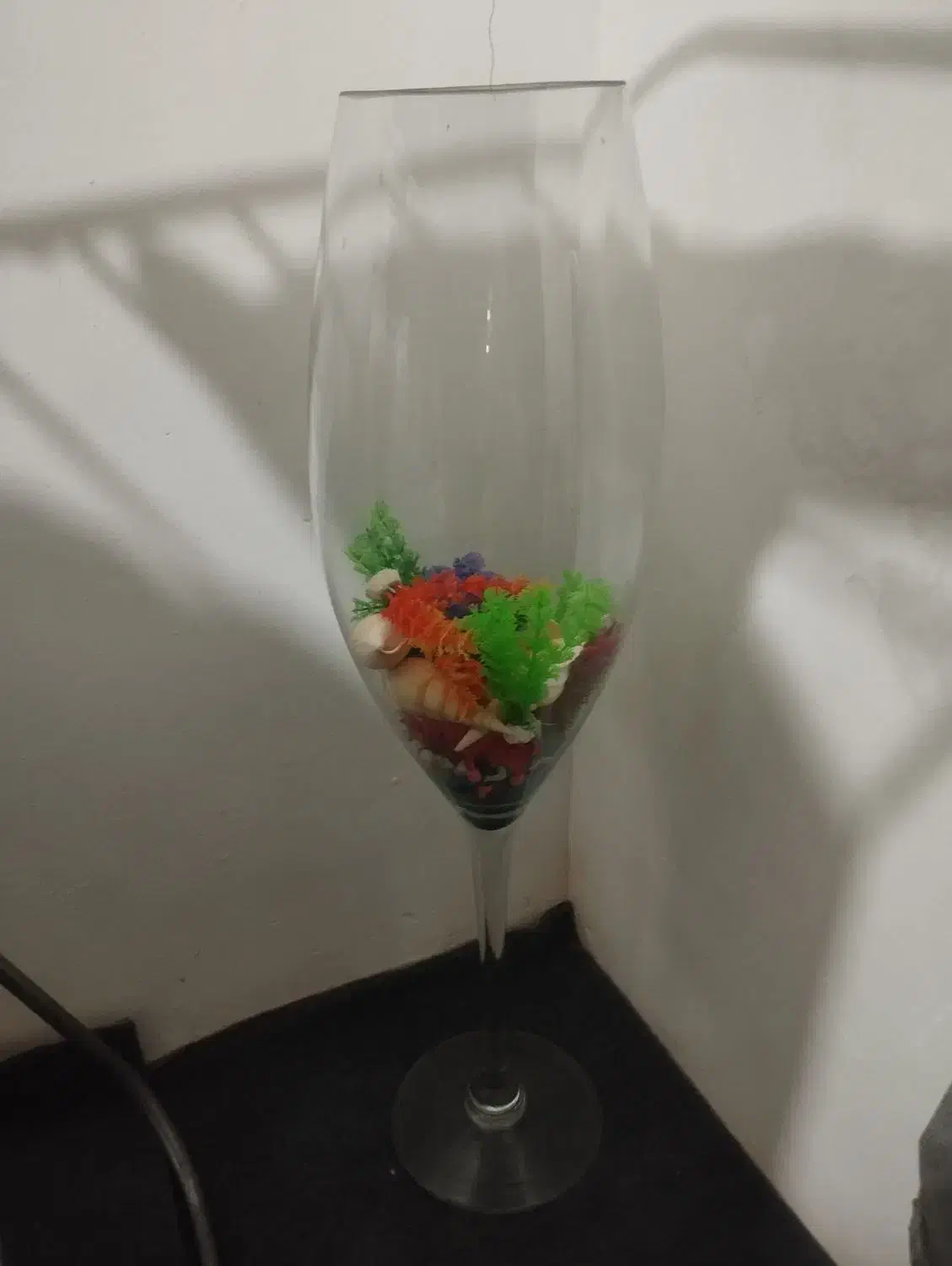 گلدون شیشه ای|گل مصنوعی|کوچصفهان, |دیوار