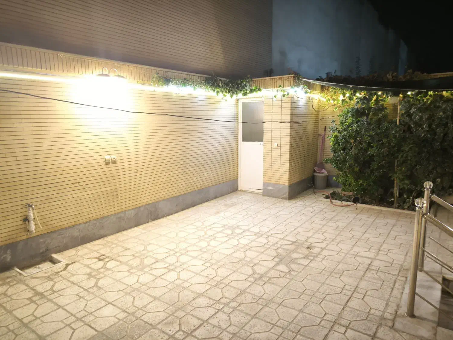 فروش خانه دربستی/117متری/2خواب/رباط1/ک حجت|فروش خانه و ویلا|اصفهان, شهریار|دیوار