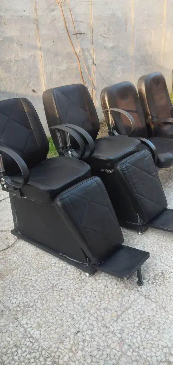 لوازم آرایشگری|آرایشگاه و سالن‌های زیبایی|آستارا, |دیوار