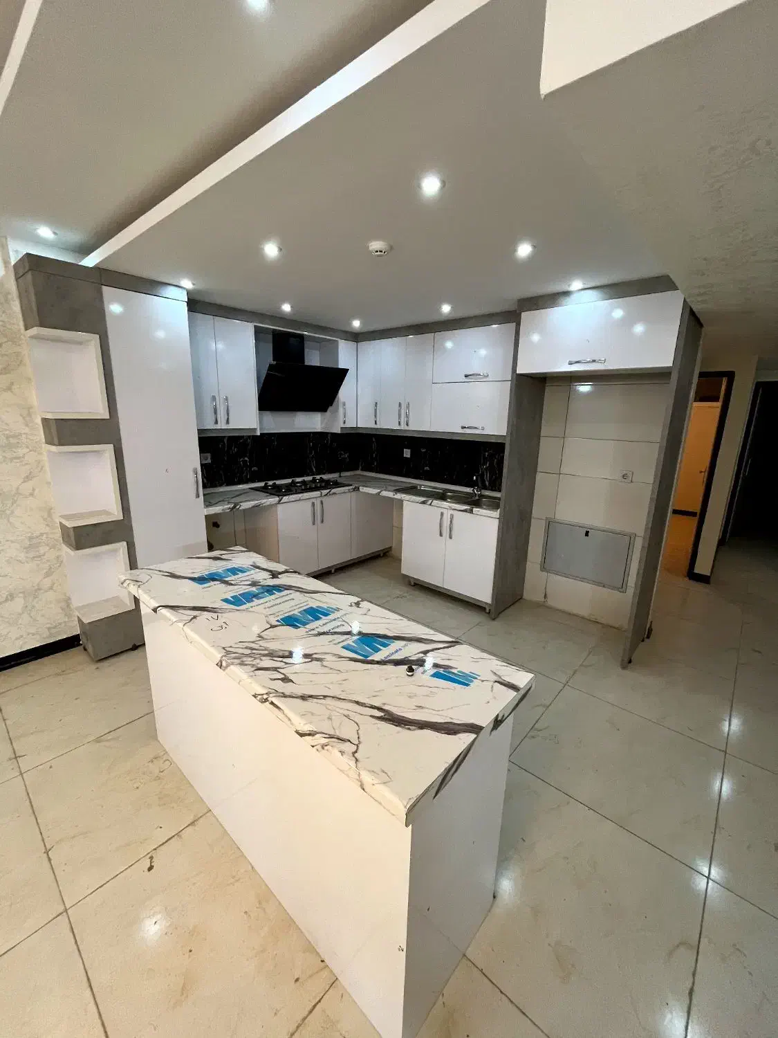 آپارتمان 133 متر علامه عطار دوم غرق در نور|فروش آپارتمان|شاهینشهر, طالقانی|دیوار