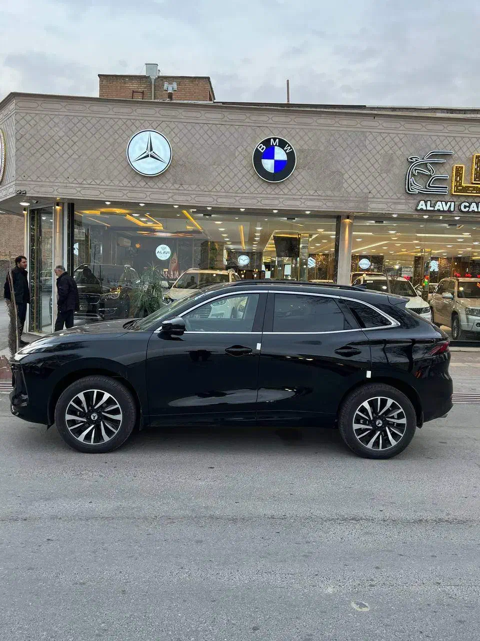 لاماری ایما، مدل ۱۴۰۴ مشکی|خودرو سواری و وانت|شهرکرد, |دیوار