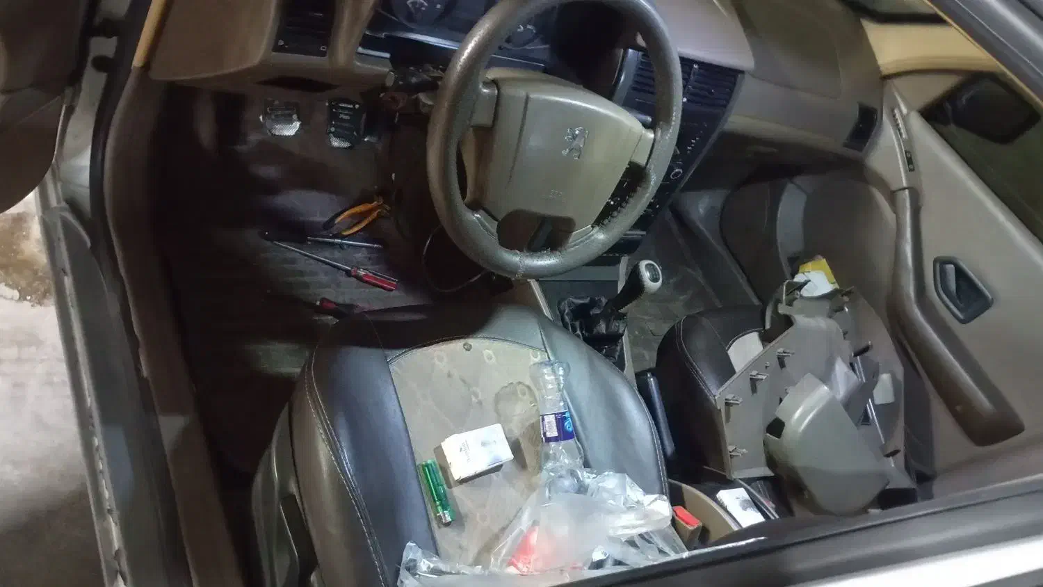 باطریساز سیار روشن کردن خودرو درمحل|خدمات موتور و ماشین|ری, شهرک نظامی|دیوار