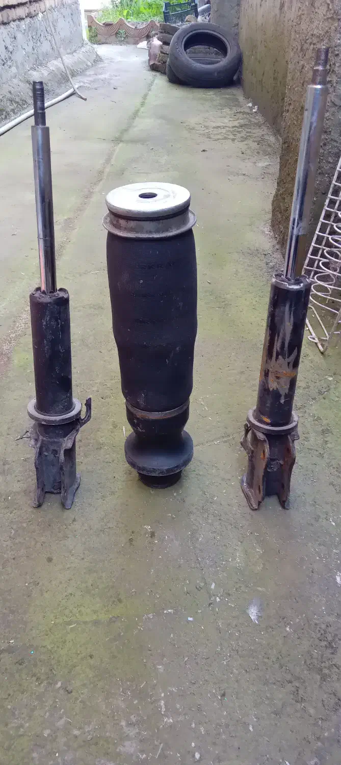 پنوماتیک کمک بالون|قطعات یدکی و لوازم جانبی|آستانه اشرفیه, |دیوار