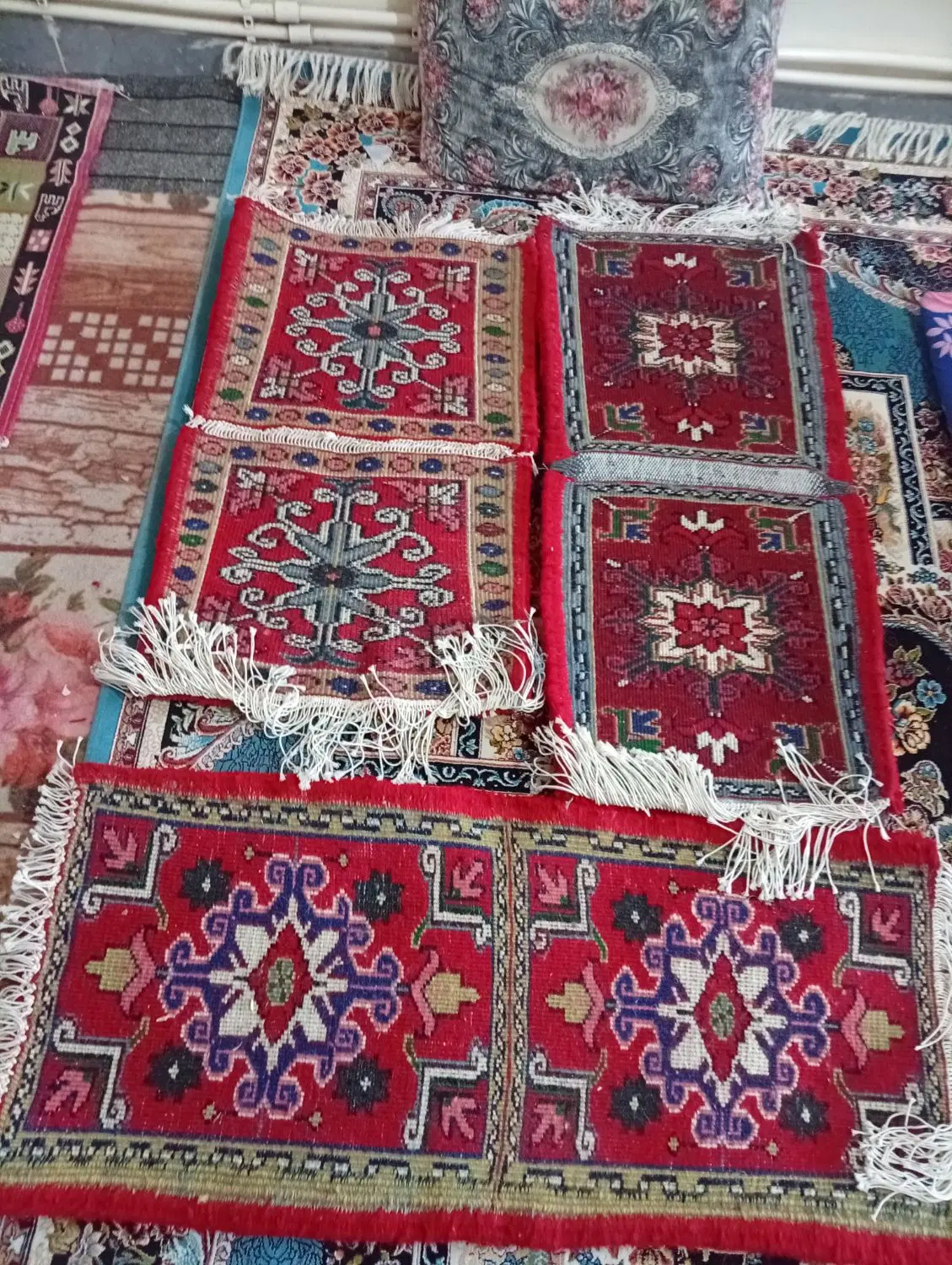 سه عددپشتی صندل ماشین|فرش|تبریز, |دیوار