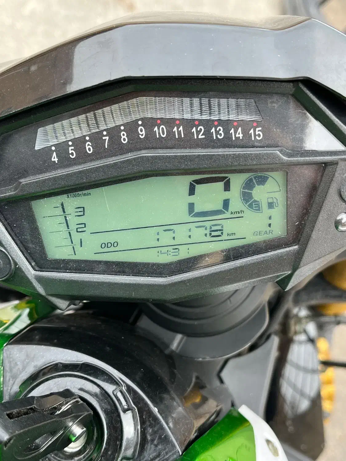 نیکتاز 300 طرح z1000|موتورسیکلت|شیراز, فخرآباد (دروازه کازرون)|دیوار