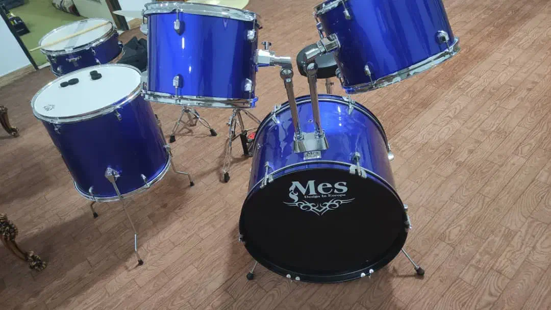 یک ست کامل ساز درام نو آکبند|درام و پرکاشن|فردیس, شهرک شهید حسینی|دیوار