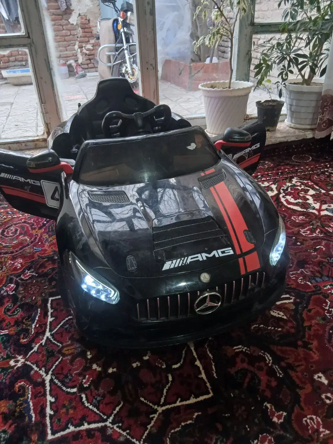 ماشین شارژی|اسباب‌بازی بچه|آذرشهر, |دیوار