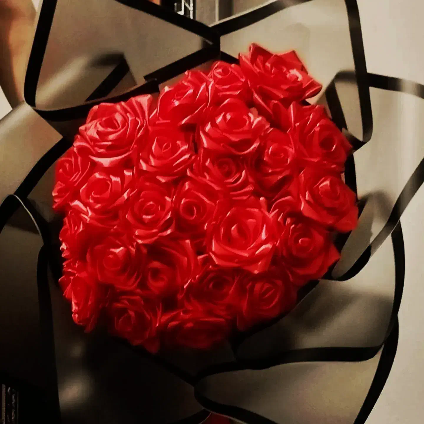 گل رز|گل مصنوعی|گلبهار, شهر جدید گلبهار|دیوار