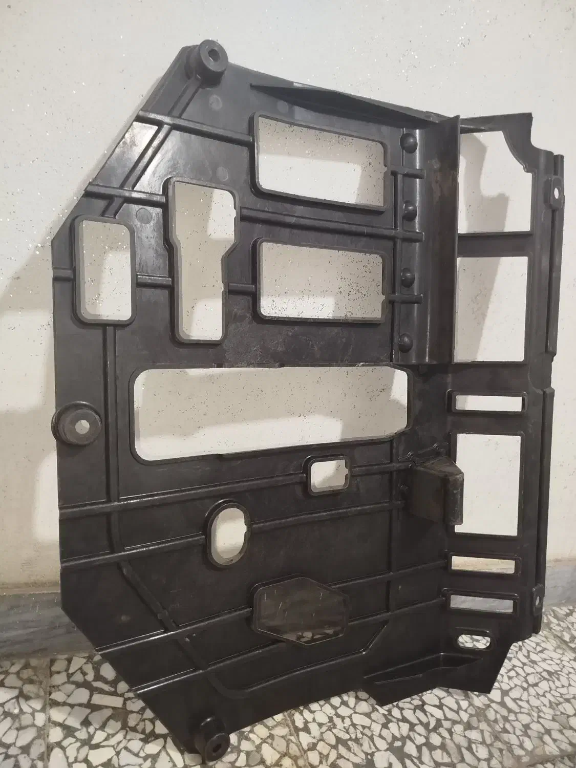 سینی زیر موتور دنا پلاس توربو دستی پلاستیک فشرده|قطعات یدکی و لوازم جانبی|لاهیجان, فیاض|دیوار