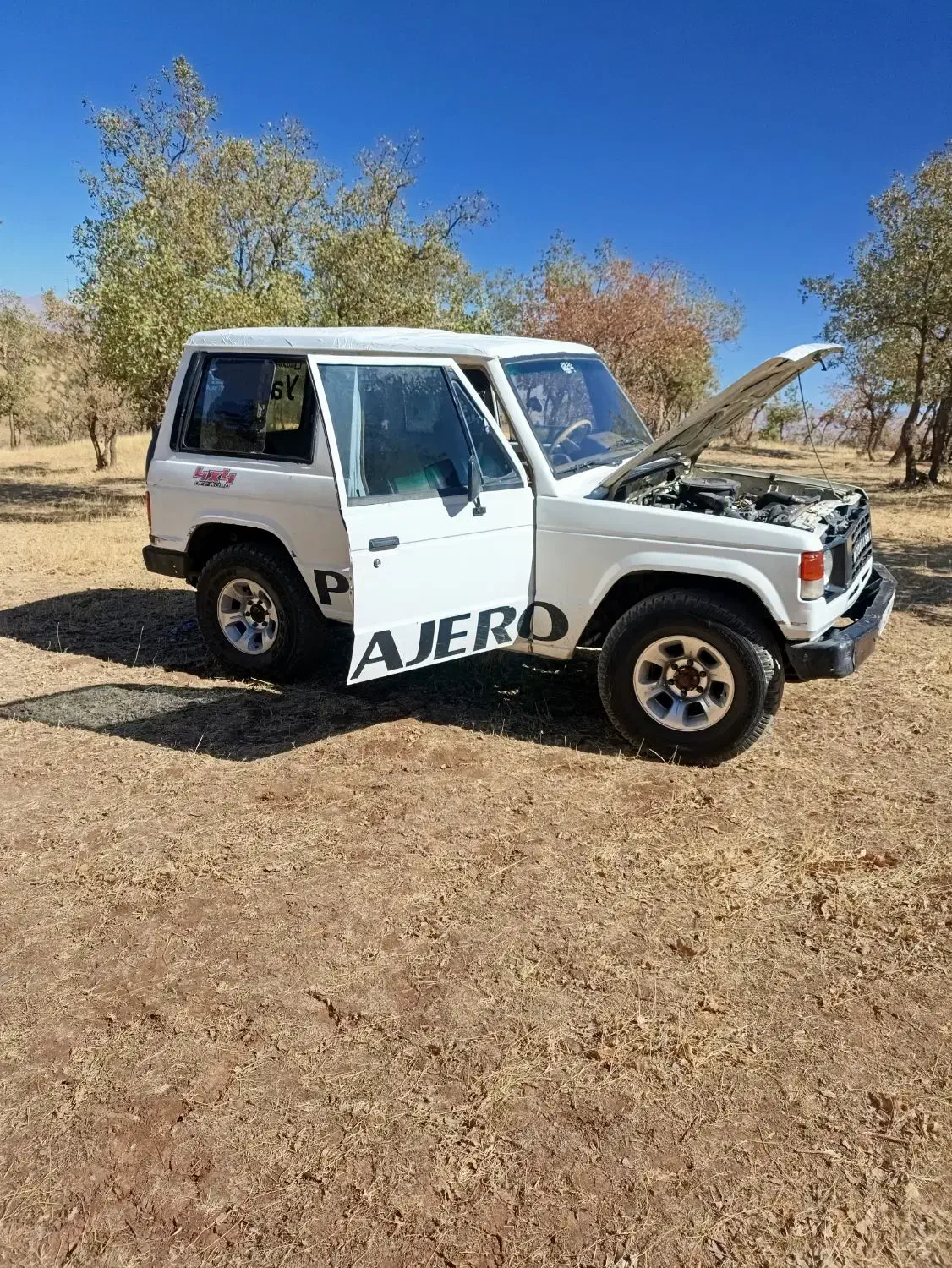 پاجرو دو در درجه یک|خودرو سواری و وانت|سردشت, |دیوار