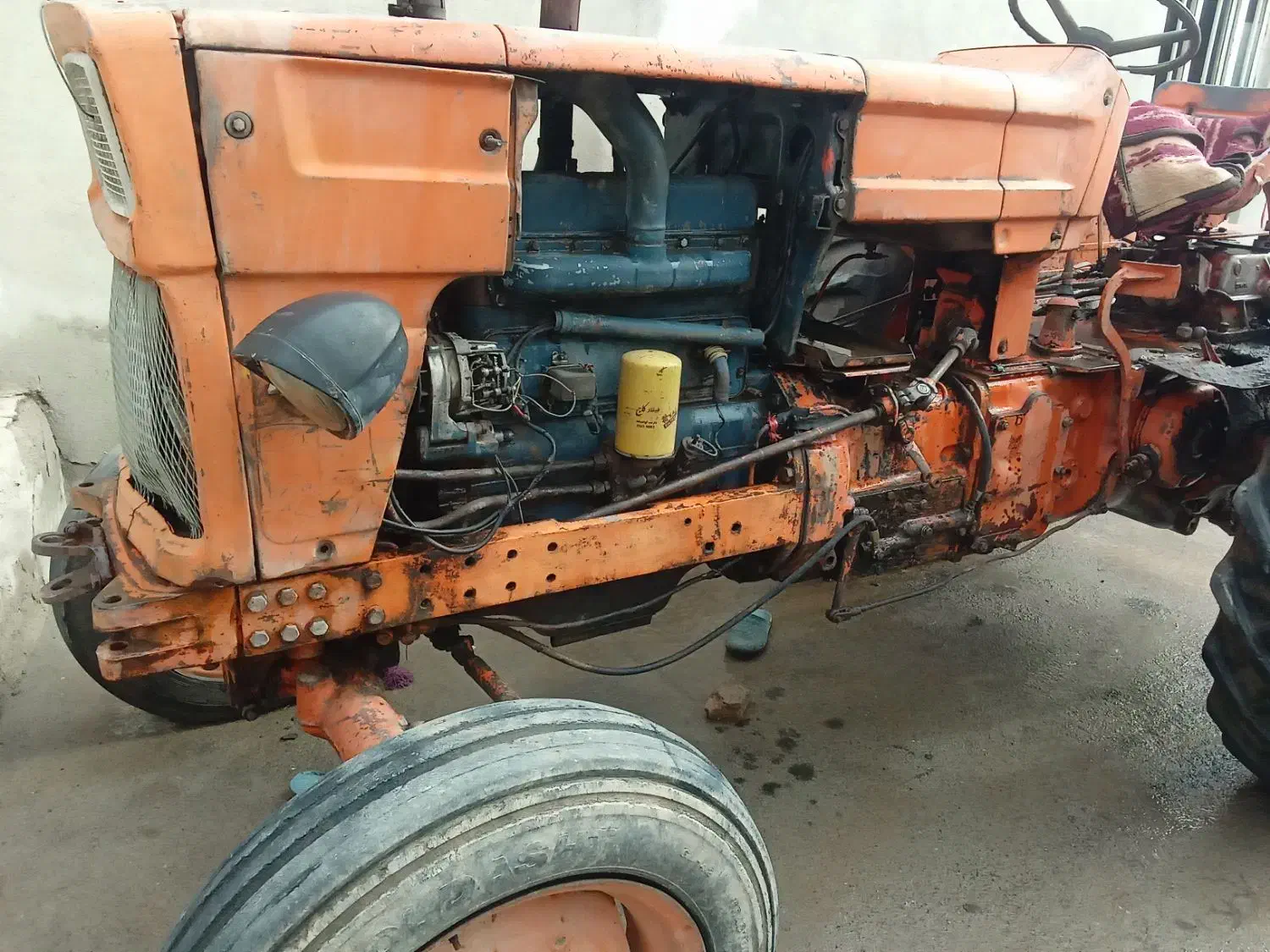 تراکتور رومانی|خودرو سنگین|کبودرآهنگ, |دیوار