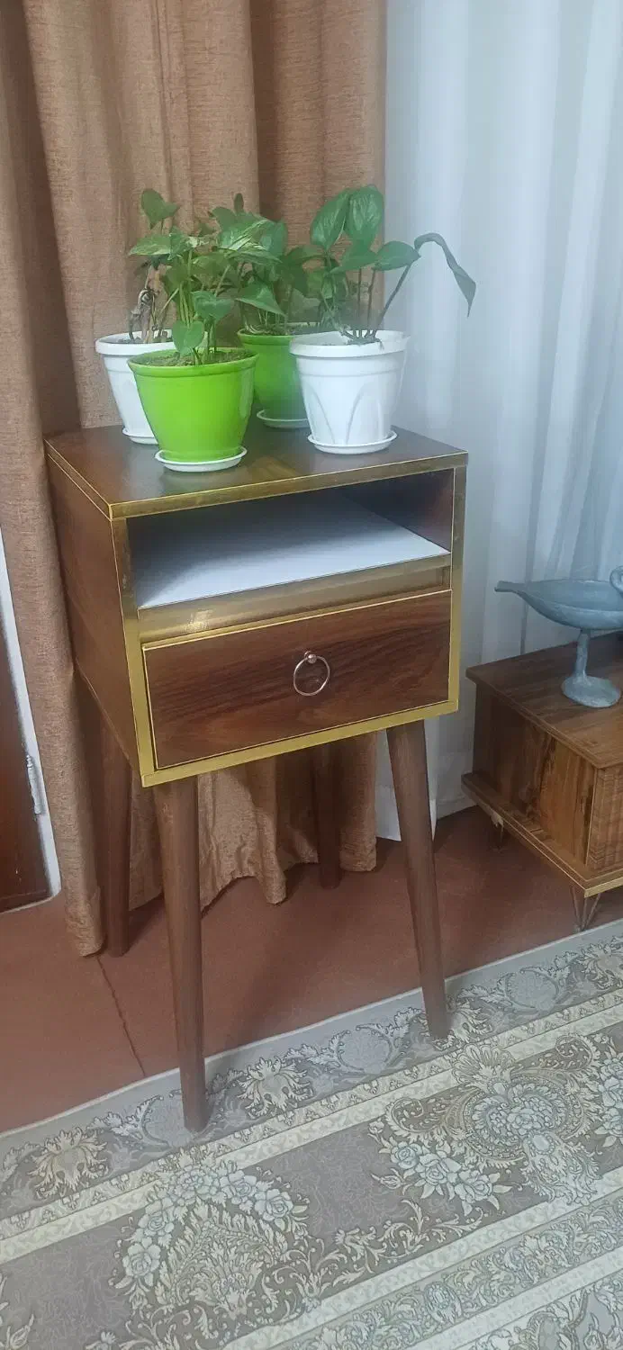 میز تلفن|میز تلفن|اصفهان, مارچین|دیوار