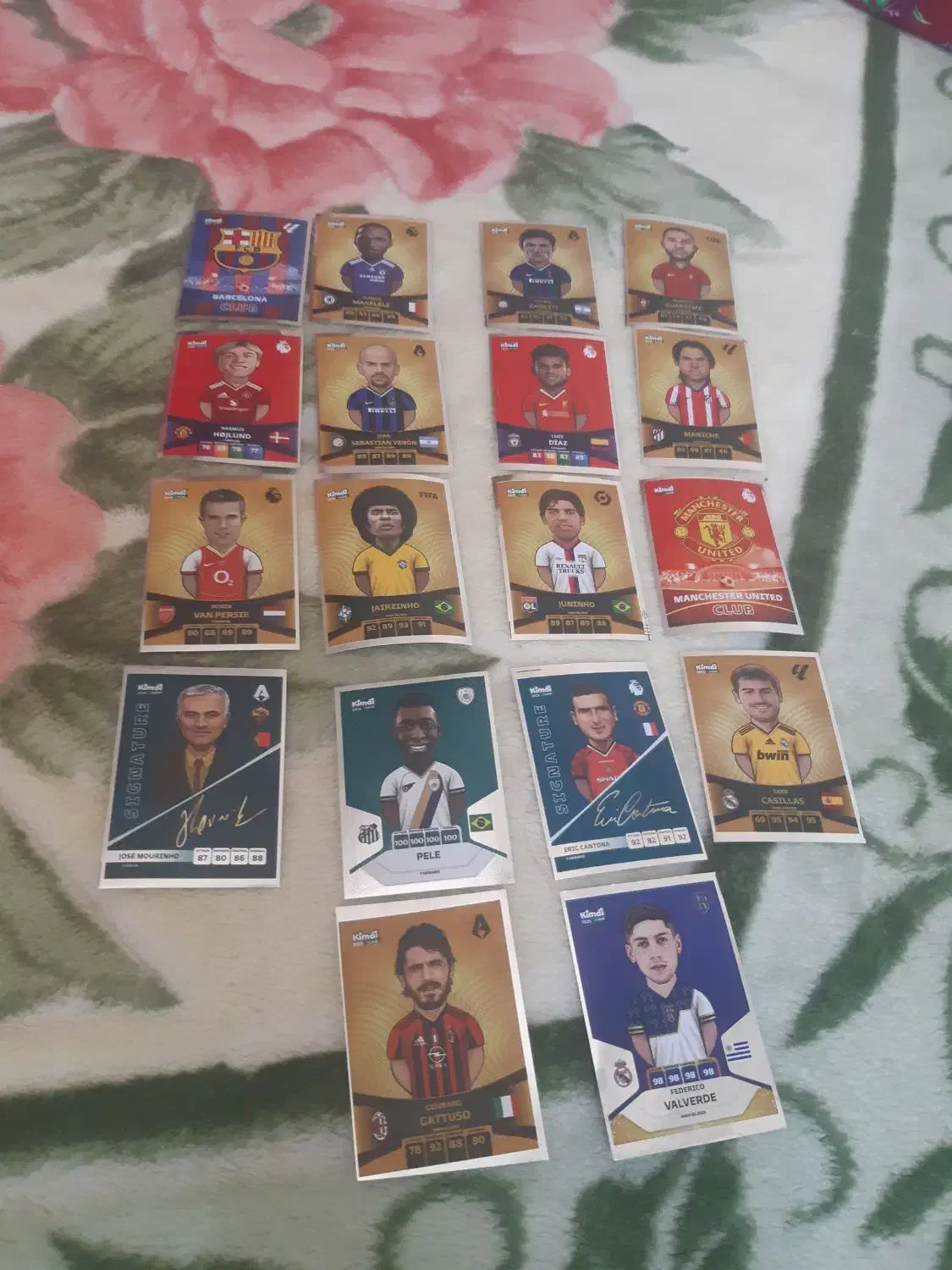 ۷۳ کارت کیمدی به همراه البوم رونالدو|کلکسیون و سرگرمی|تهران, حکیمیه|دیوار