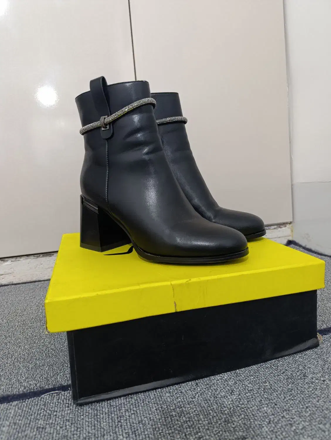 بوت زنانه زمستانه|کیف، کفش، کمربند|مرودشت, مختارآباد|دیوار