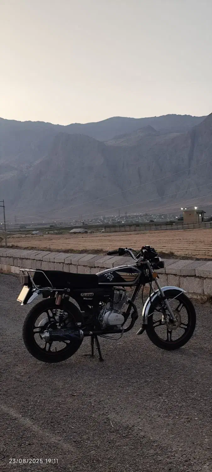 همتاز نیوفیس|موتورسیکلت|هرسین, |دیوار