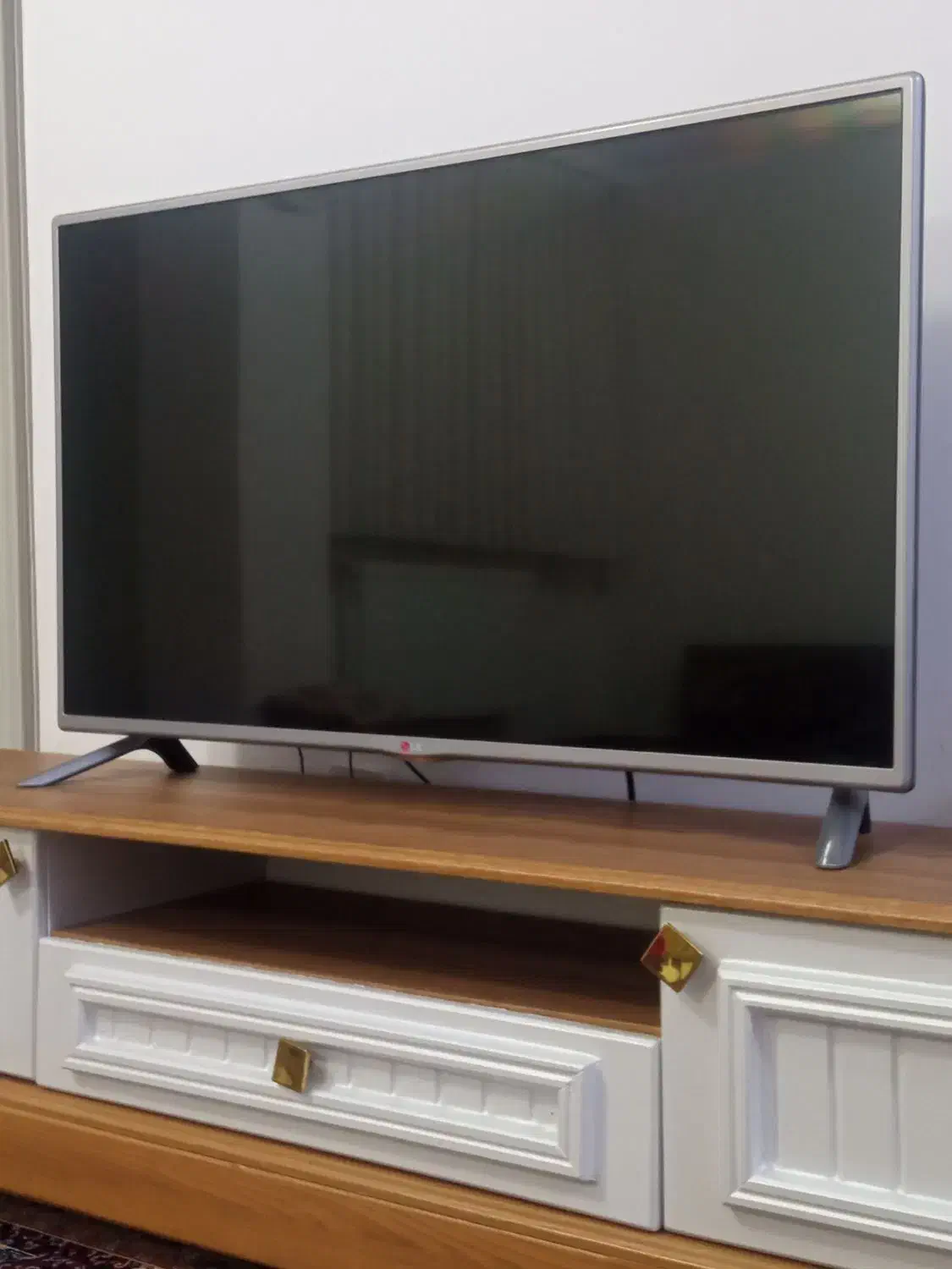 تلویزیون LG|تلویزیون و پروژکتور|ساوه, |دیوار