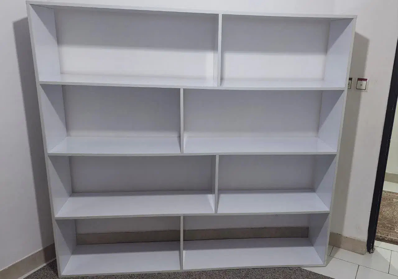 باکس خیلی بزرگ مناسب هر فروشگاهی|کتابخانه، شلف، قفسههای دیواری|بابل, |دیوار